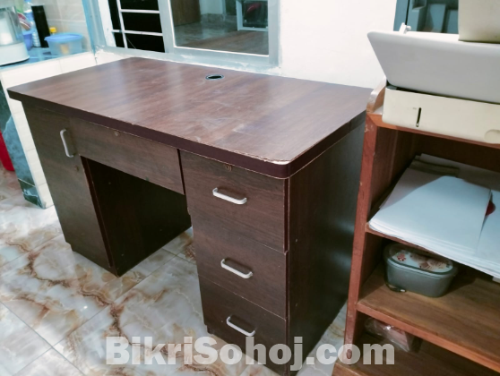 Reading Table